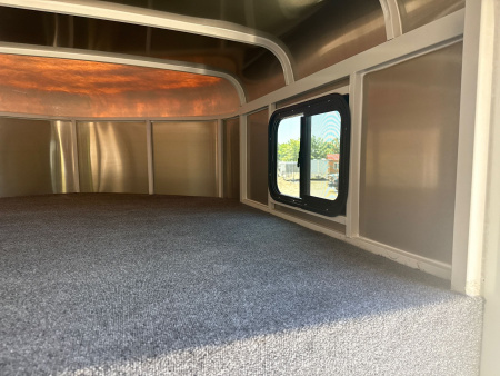 New 2026 C & B Quality Trailer Works MAVGN3HS-12K Horse Trailer