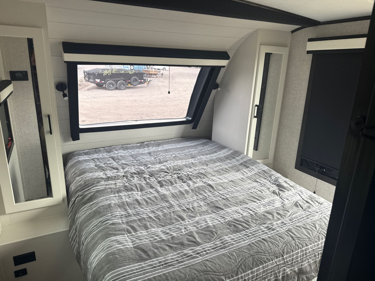 Used 2024 Jayco Whitehawk 27RB Travel Trailer