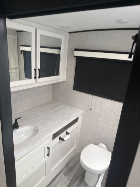 Used 2024 Jayco Whitehawk 27RB Travel Trailer