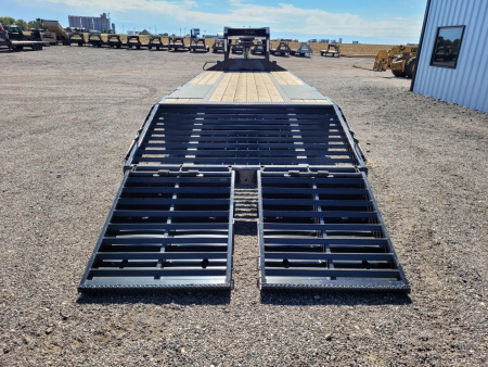 New 2026 Buckshot 102"x25' Gooseneck Deckover Trailer