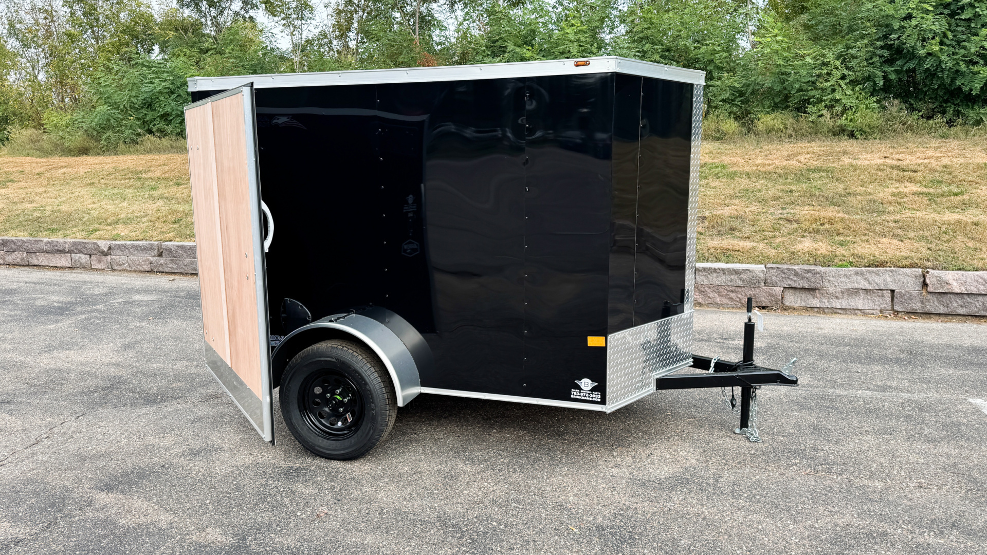 New American Hauler 5X8 Enclosed Trailer -- Single Swing Door!