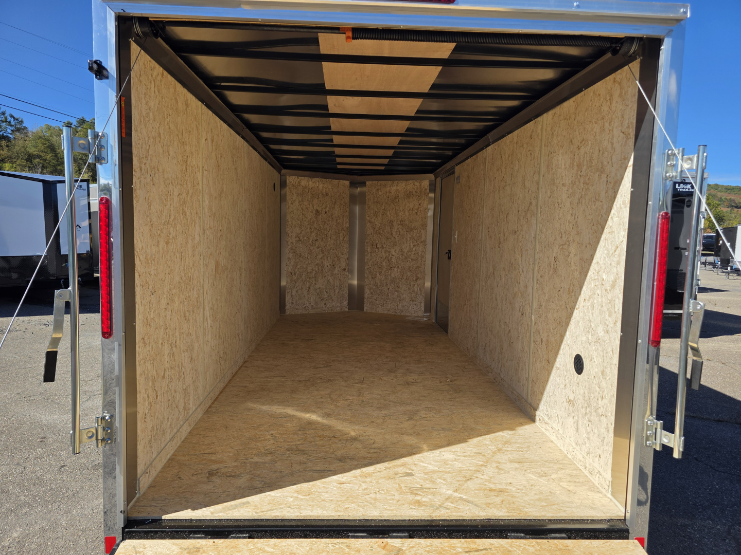 New 2026 Look Trailers ST DLX 7X16 7K - RAMP Cargo / Enclosed Trailer