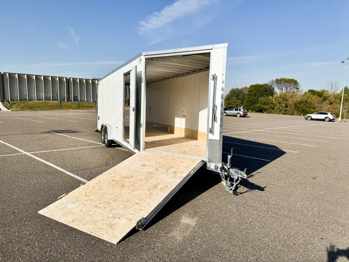 New 2026 Lightning 7.5x29 Snow/ Enclosed Trailer