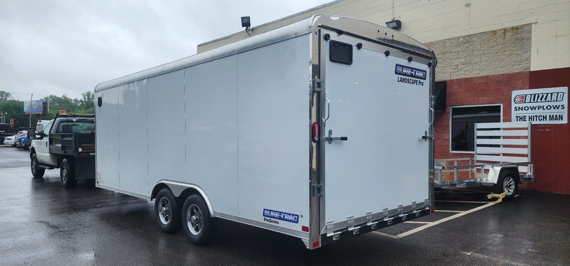 New 8.5 x 20 Sure-Trac Landscape Pro Round Top Cargo 10k/ Enclosed Car Trailer