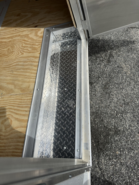 New 2025 8.5X18 10K QUALITY CARGO TANDEM AXLE ENCLOSED TRAILER WITH POLYCORE EXTERIOR