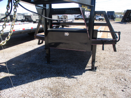 New 2026 Diamond T Flatbed Trailer 8'6 X 36