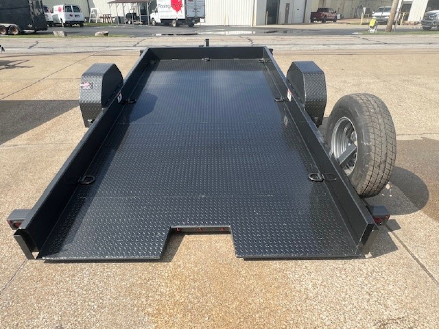 New 2026 Diamond T 79x14 7K Scissor Lift Tilt Trailer