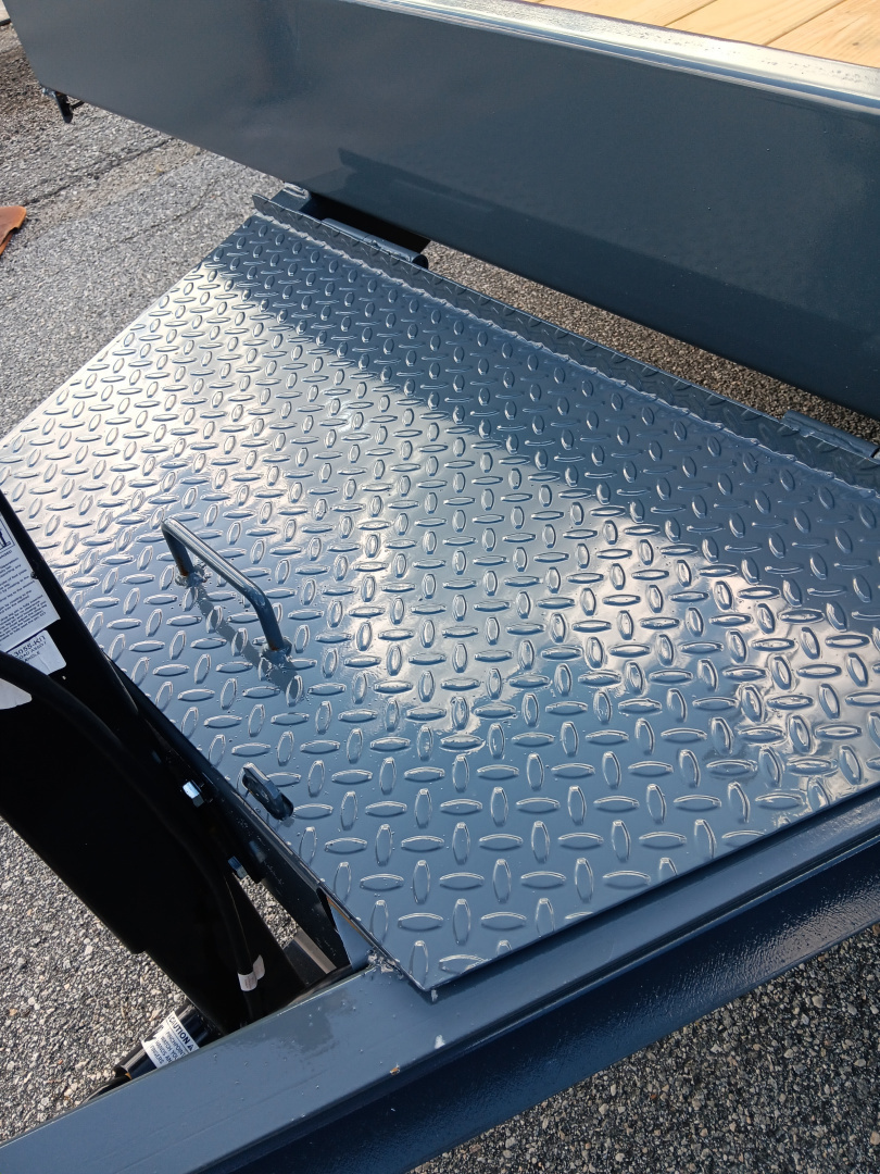 New 2025 GPS Trailers 8.5X24TA 17.5K DECKOVER Equipment Trailer