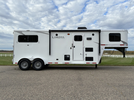 Used 2023 Lakota AC27 Horse Trailer