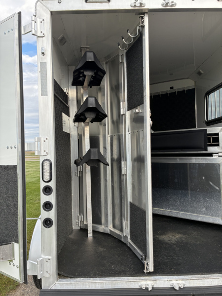 Used 2023 Lakota AC27 Horse Trailer