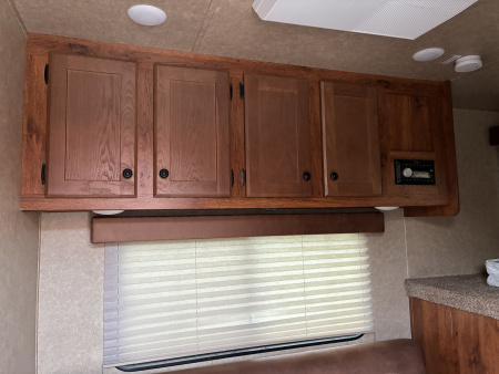 Used 2023 Lakota AC27 Horse Trailer