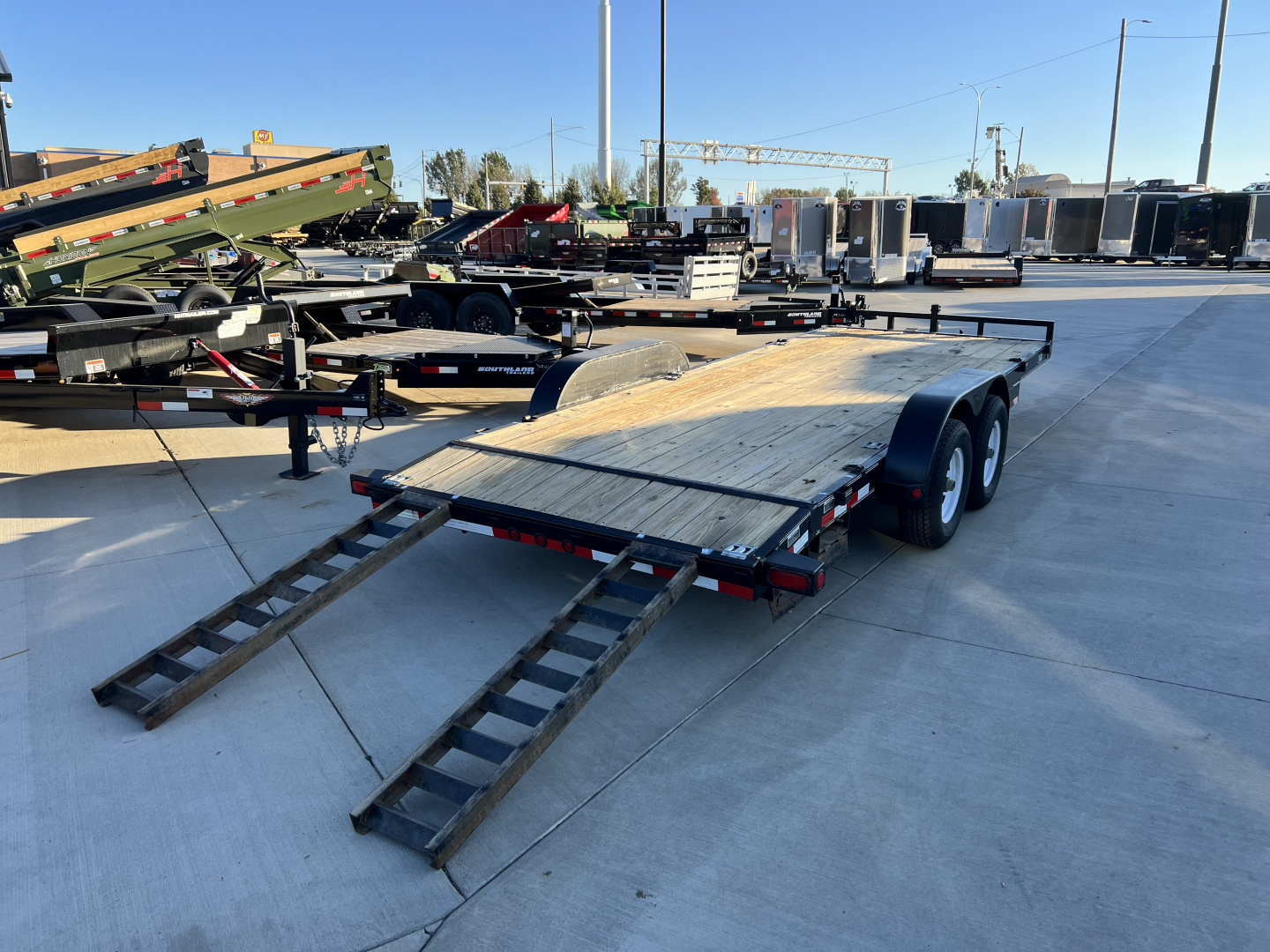 Used 2012 20’ Load Trail flatbed Trailer 2-5200 lb axles=10K, dovetail, removable fenders, Slide In Ramps