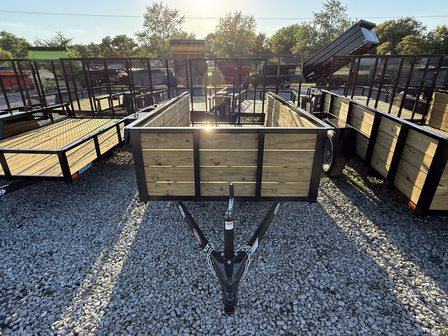 New 2026 AMERICAN MANUFACTURING OPERATIONS (AMO) UTILITY US101 60X10 SA WOOD SIDES (GVW:2990) BLACK