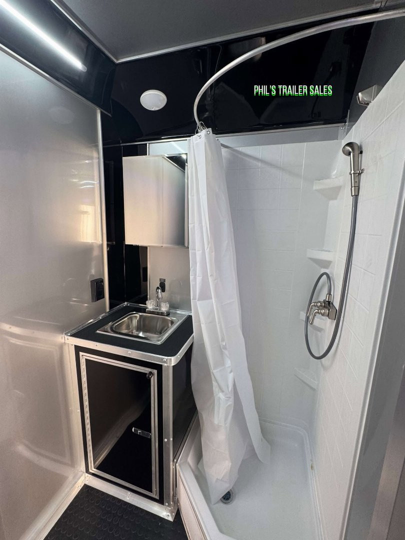 New CONTINENTAL CARGO NEW 85X34 ENCLOSED RACE TRAILER BATHROOM ELECTRIC AWNING CAR HAULER TRAILER CARGO TRAILERS Car / Racing Trailer