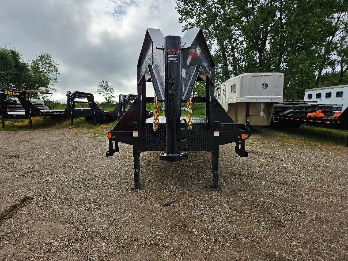 New 2025 Load Trail GP0232102 Deckover Trailer