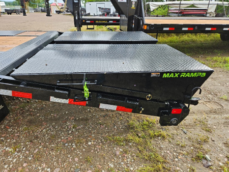 New 2025 Load Trail GP0232102 Deckover Trailer