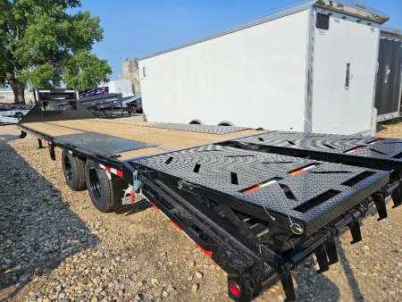 New 2026 Norstar FLG0230102 Deckover Trailer