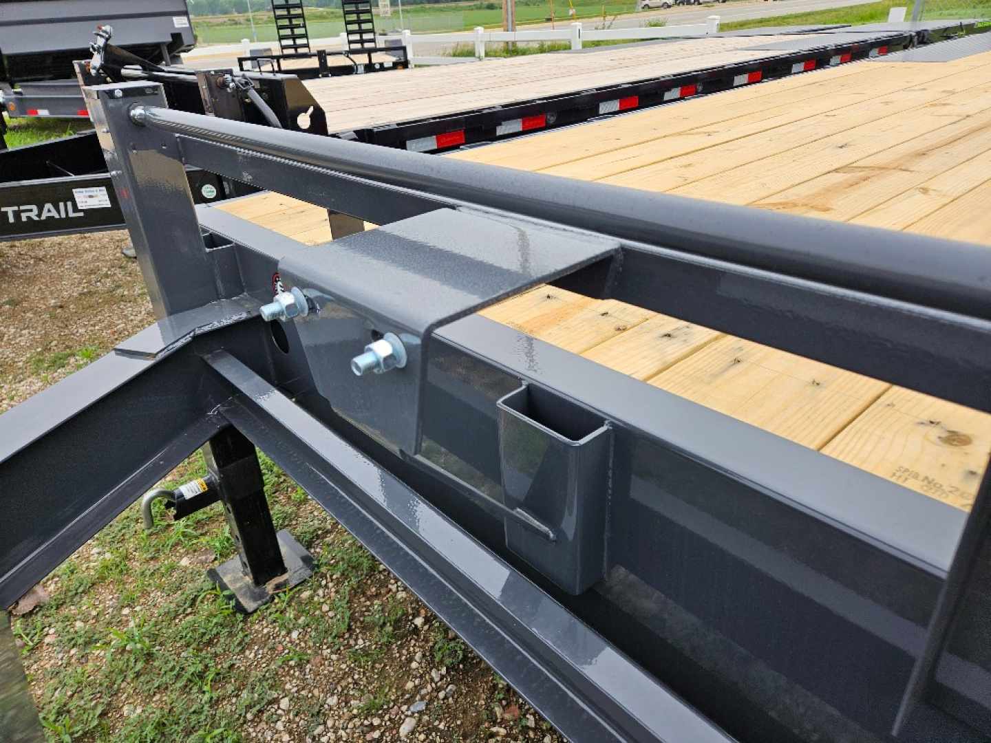 New 2026 Lamar Trailers F8022427 Deckover Trailer
