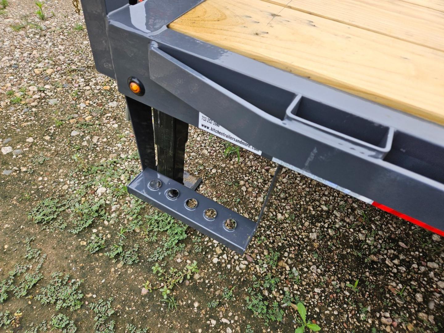New 2026 Lamar Trailers F8022427 Deckover Trailer