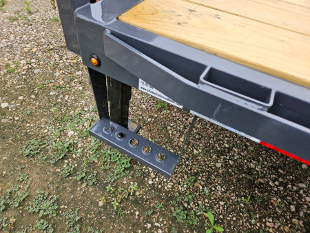 New 2026 Lamar Trailers F8022427 Deckover Trailer