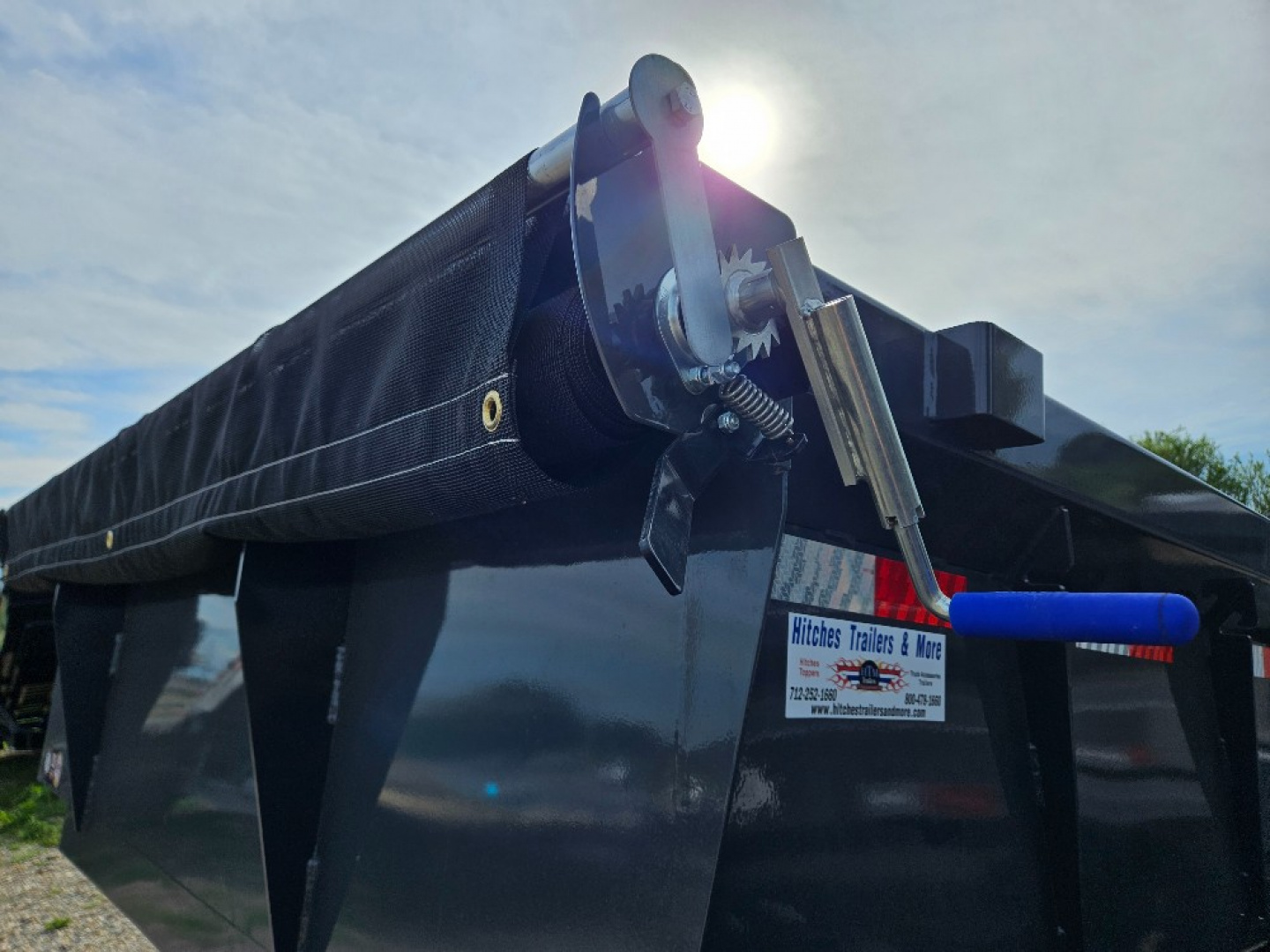 New 2026 Lamar Trailers DL831627 Dump Trailer