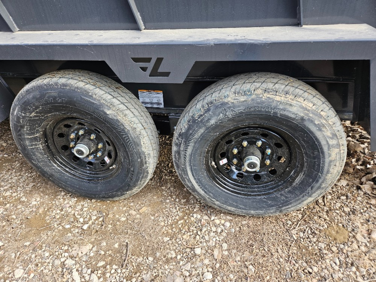 New 2025 Lamar Trailers DL831427 Dump Trailer