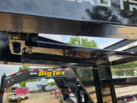 New Load Trail Deckover Trailer