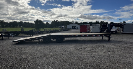 New 2026 Load Trail 34' Tandem Low-Pro Gooseneck w/Hyd. Dove Equipment Trailer