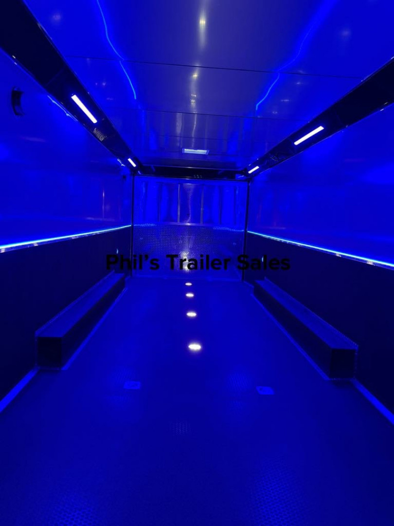 New Haulmark NEW 85X34 EDGE CAR ENCLOSED RACE TRAILER ELECTRIC AWNING HAULER TRAILER CARGO TRAILERS Car / Racing Trailer