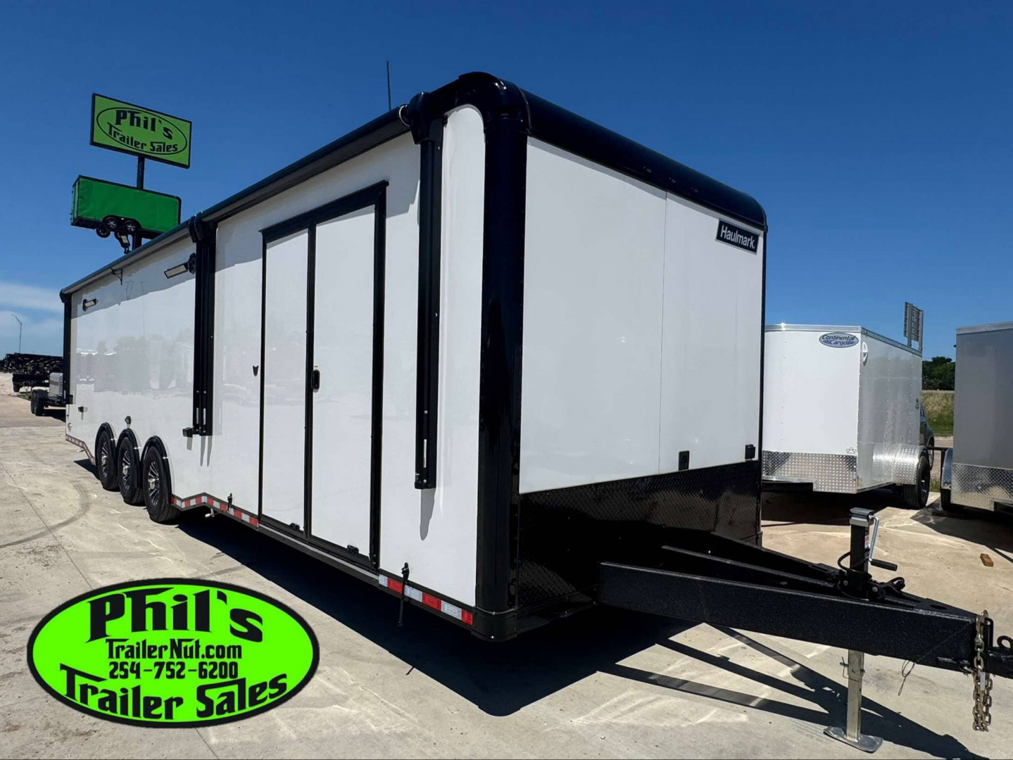 New Haulmark NEW 85X34 EDGE CAR ENCLOSED RACE TRAILER ELECTRIC AWNING HAULER TRAILER CARGO TRAILERS Car / Racing Trailer