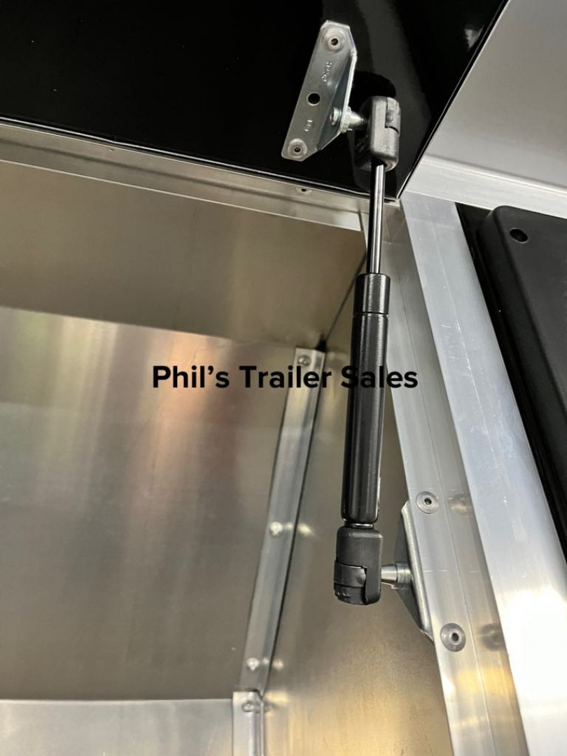 New Haulmark NEW 85X34 EDGE CAR ENCLOSED RACE TRAILER ELECTRIC AWNING HAULER TRAILER CARGO TRAILERS Car / Racing Trailer