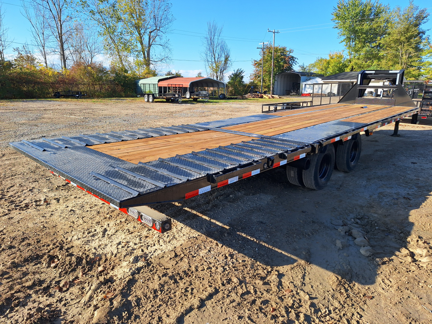 New 2026 Load Trail 102x32 Gooseneck Trailer W/ Hyd Dove Tail