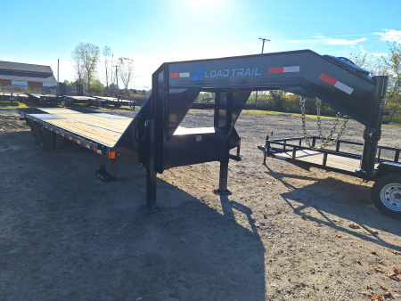 New 2026 Load Trail 102x32 Gooseneck Trailer W/ Hyd Dove Tail