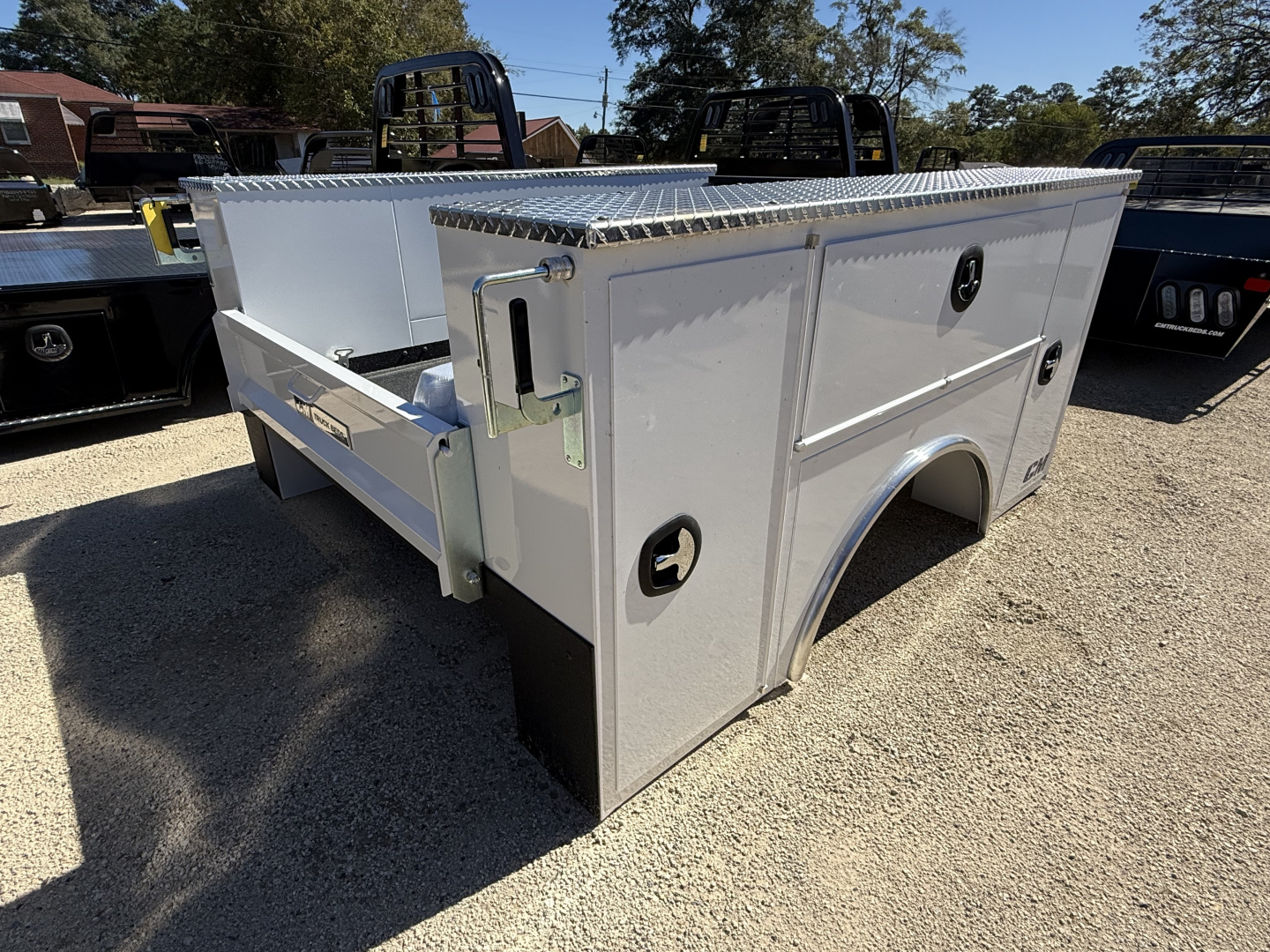 New 2025 CM Truck Beds CMG8178VVSSMLG2M Truck Bed