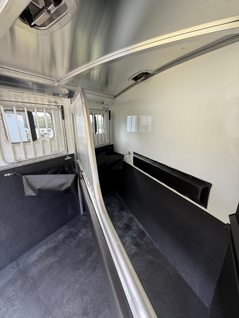 New 2026 4-Star Trailers 2 Horse Slant Load Bumper Pull Horse Trailer