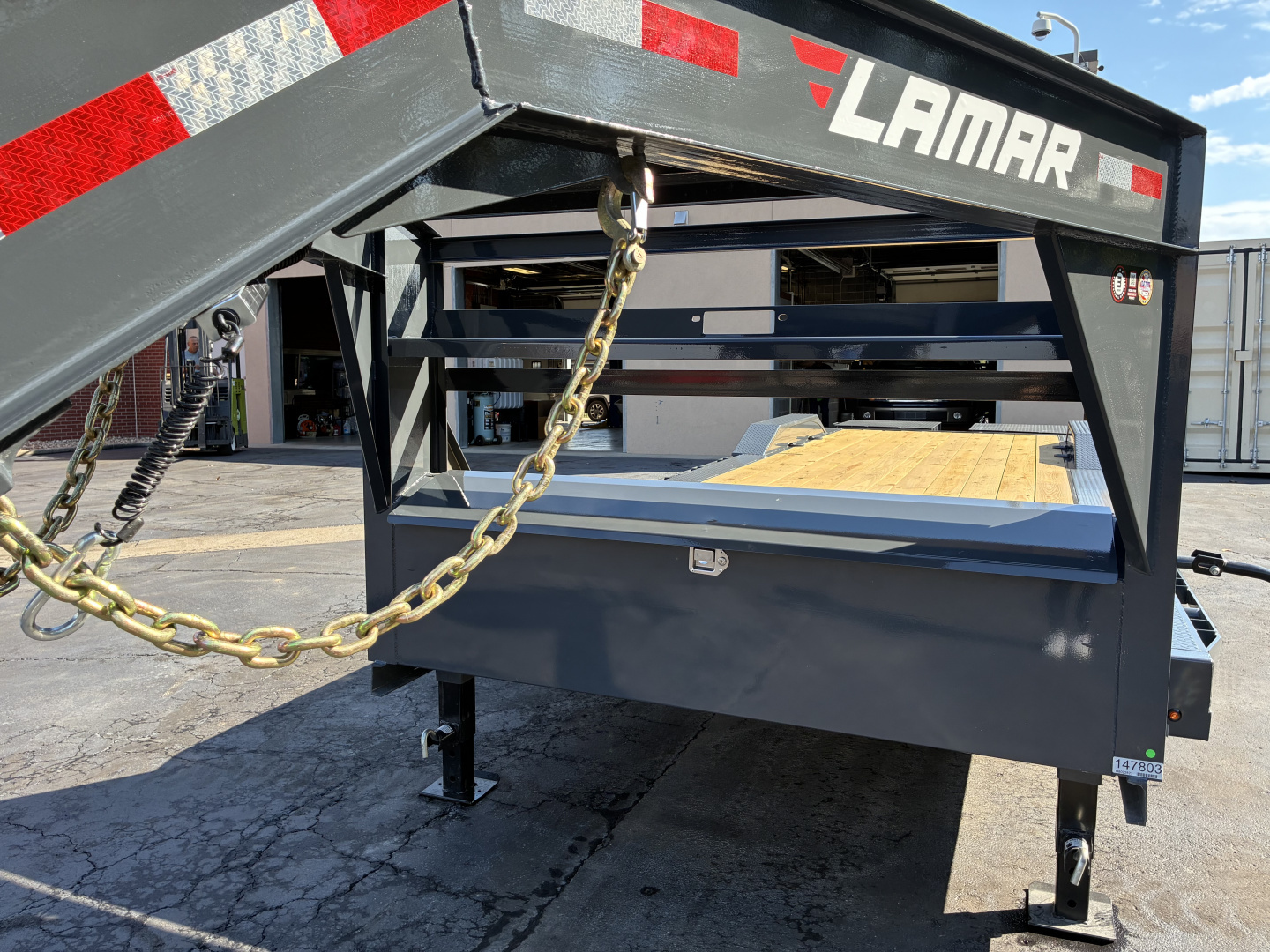 New 2026 Lamar Trailers 102"x28' H-8 14K Gooseneck Bodies