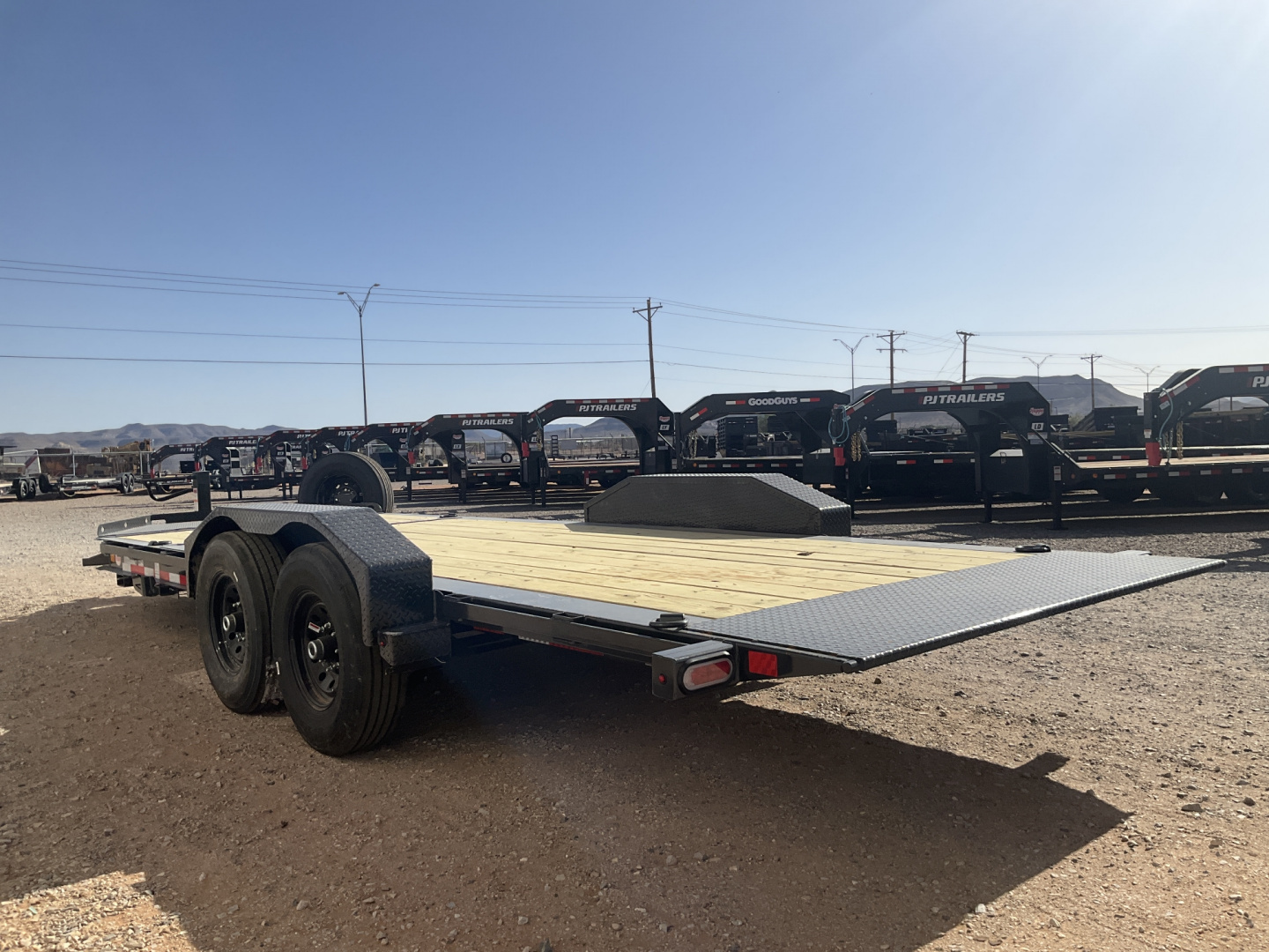 New 2026 Diamond C 82"x20' BP Hydraulically Dampened Tilt - HDT207 Pacesetter Edition