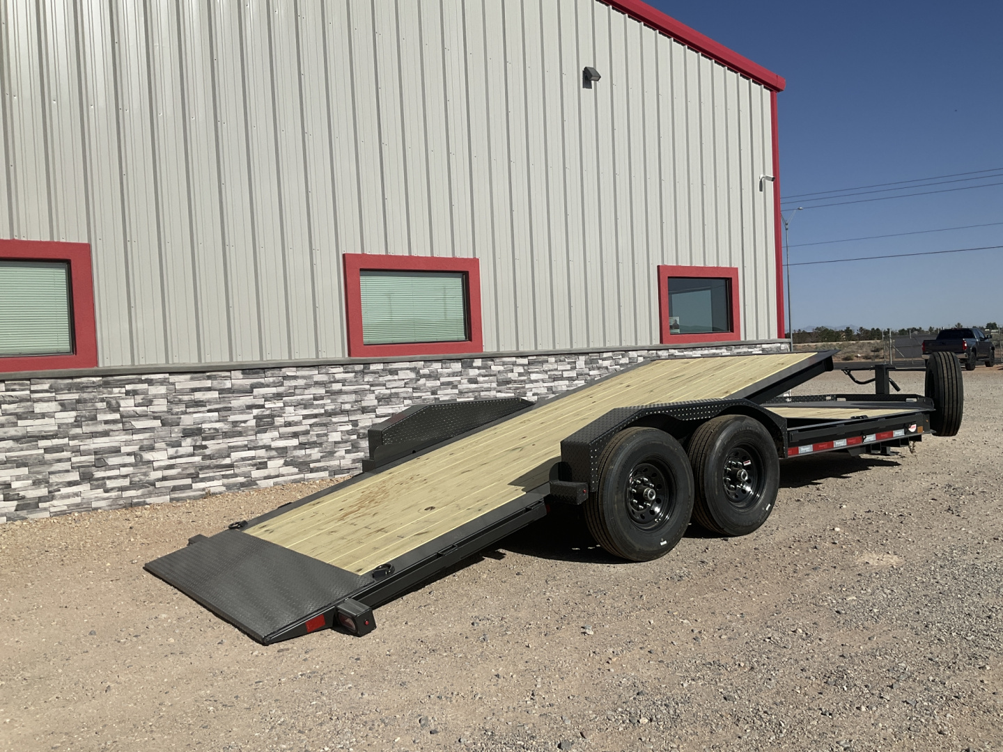 New 2026 Diamond C 82"x20' BP Hydraulically Dampened Tilt - HDT207 Pacesetter Edition