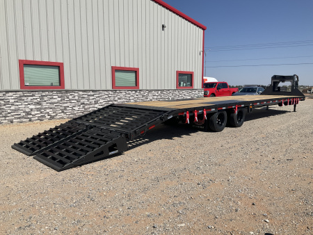 New 2026 Diamond C 102"x40' Engineered Beam FMAX210 w/ Max Ramps