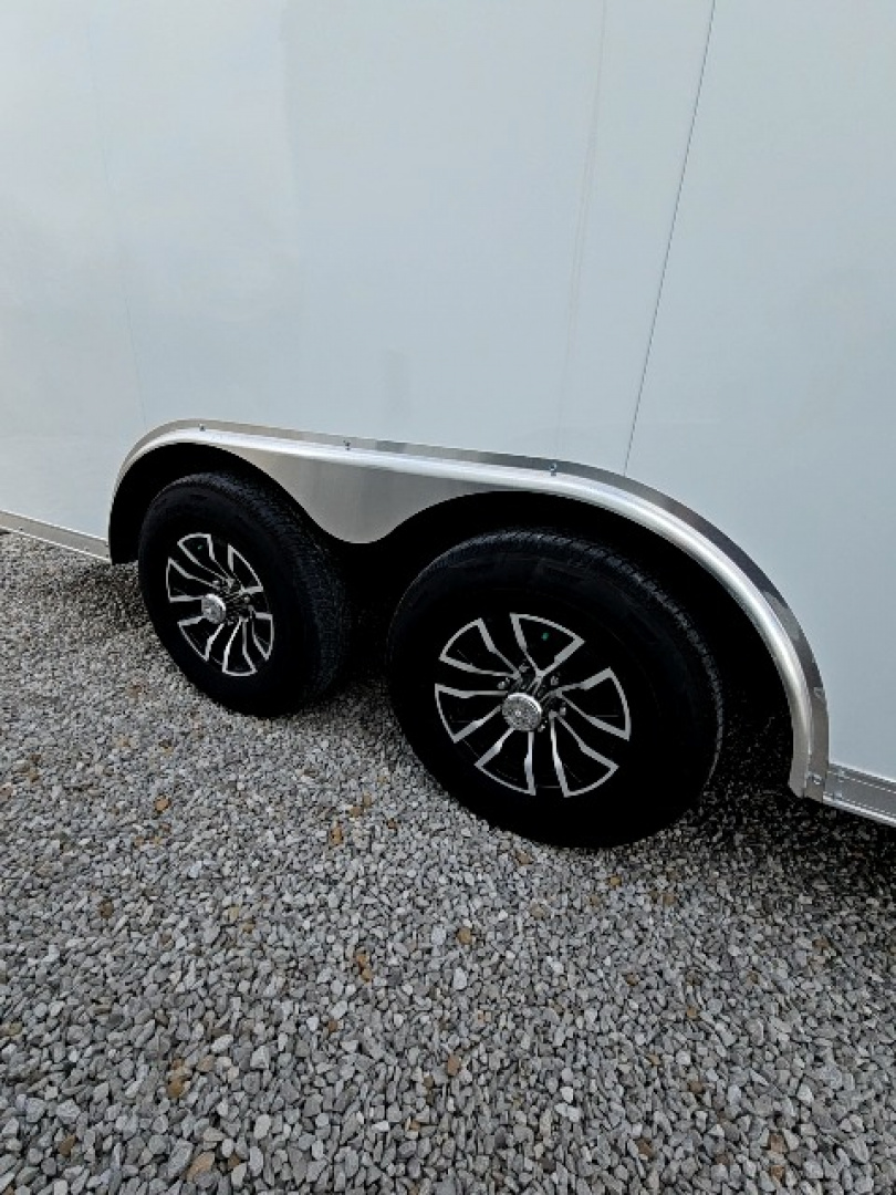 New LOADED 2026 Look Trailers 8.5 x 16 10K Landscaper Enclosed Round Top Cargo / Enclosed Trailer - Fuel Storage & Racks Included