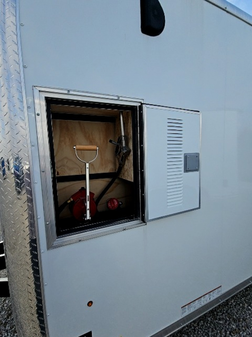 New LOADED 2026 Look Trailers 8.5 x 16 10K Landscaper Enclosed Round Top Cargo / Enclosed Trailer - Fuel Storage & Racks Included