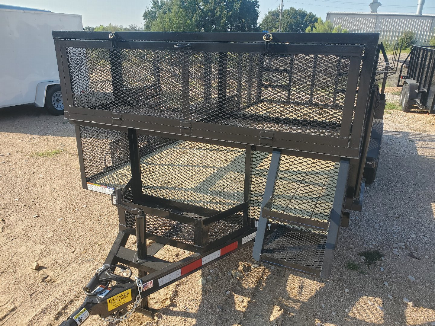 New 2025 P&C Trailers 83x16x4 landscape Landscape Trailer