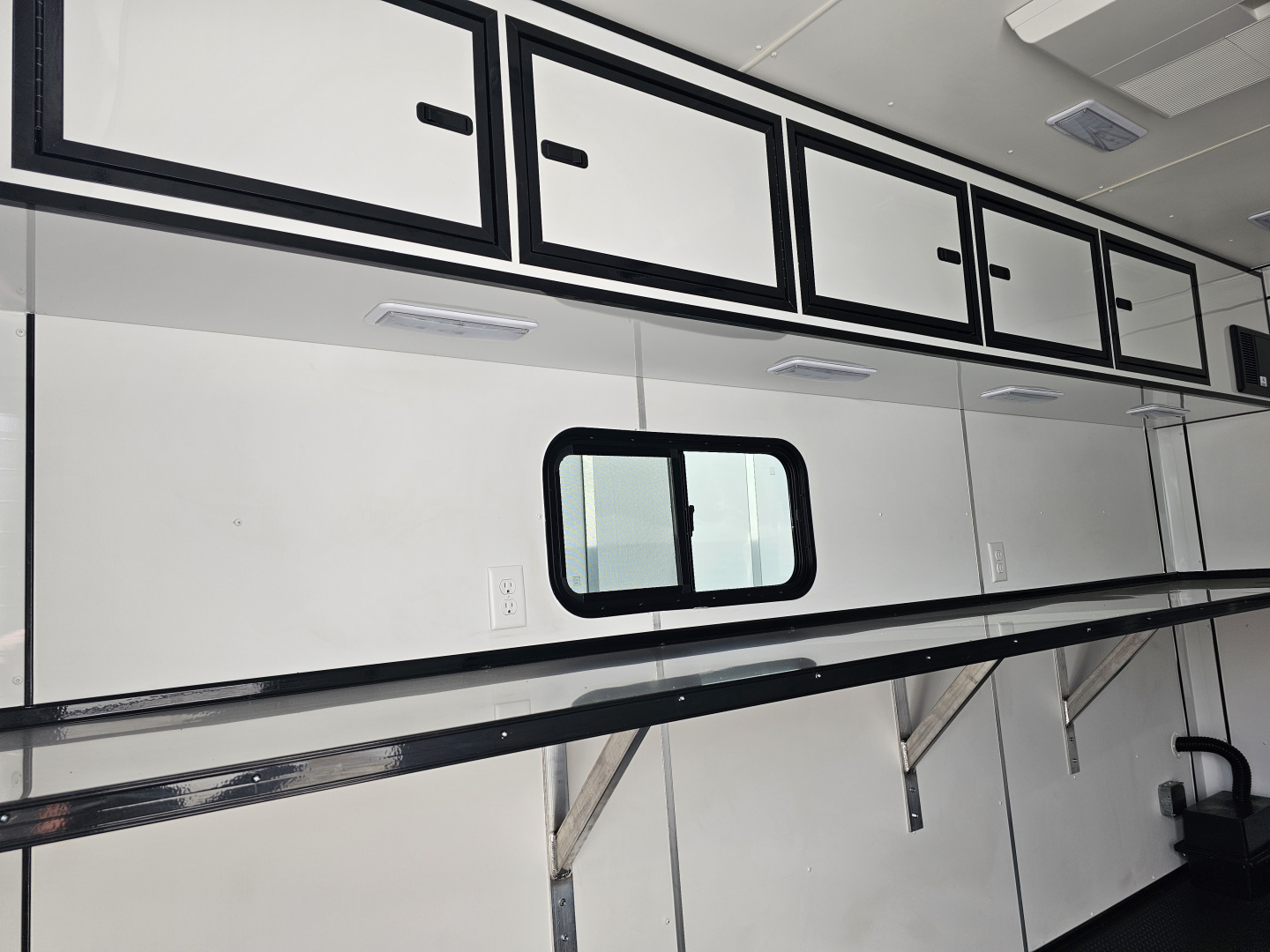 New 2026 Cargo Express 7 x 12 7K FIBER OPTIC SPLICING Enclosed Trailer