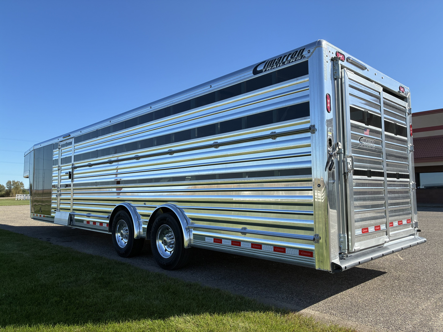 New 2026 Cimarron Trailers 30' x 8' Stierwalt Signature Series Show Trailer