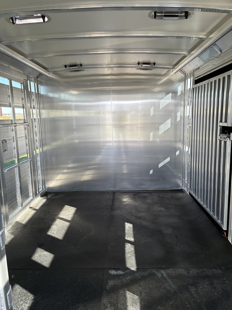 New 2026 Cimarron Trailers 30' x 8' Stierwalt Signature Series Show Trailer