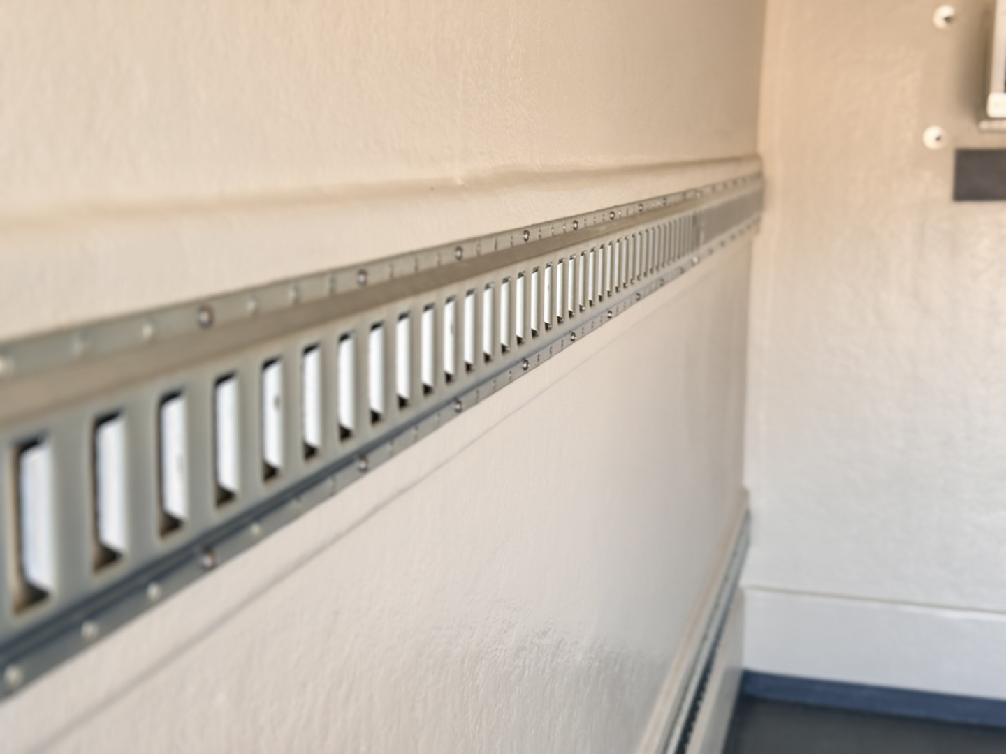 New 2025 Polar King 6-16 Avalanche series Refrigerated Trailer