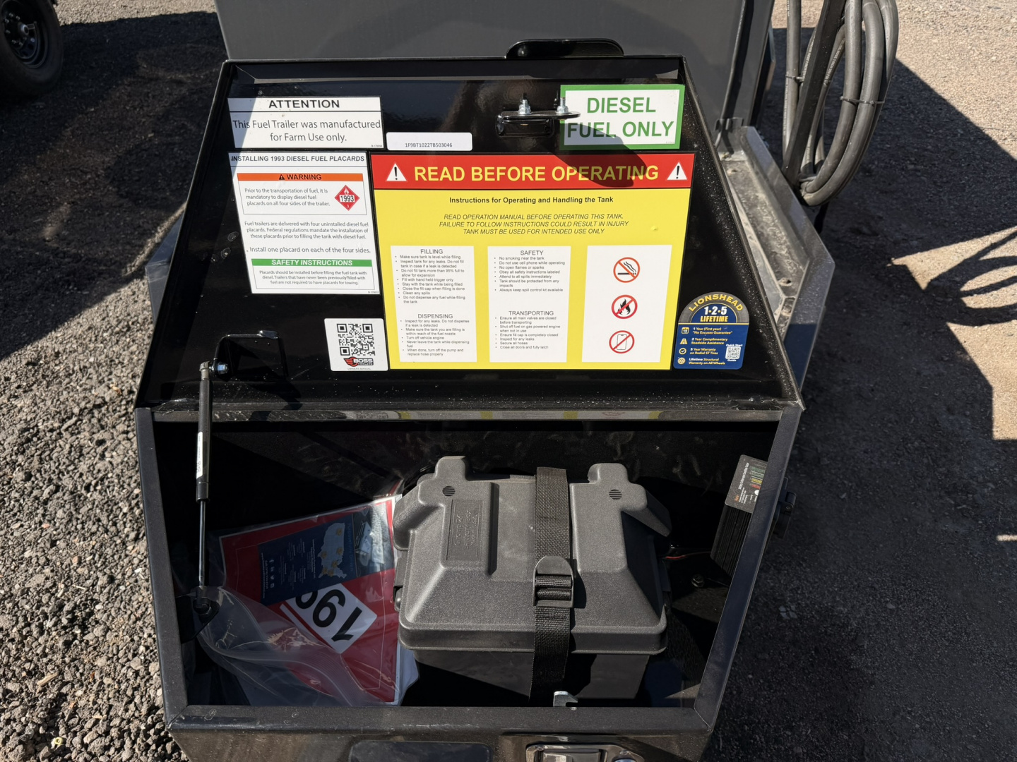 New 2026 Farm Boss 990 Gallon Fuel Tank Trailer