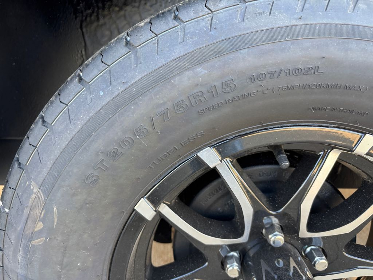 New 2026 United Trailers UJ-8.516TA35 Cargo / Enclosed Trailer