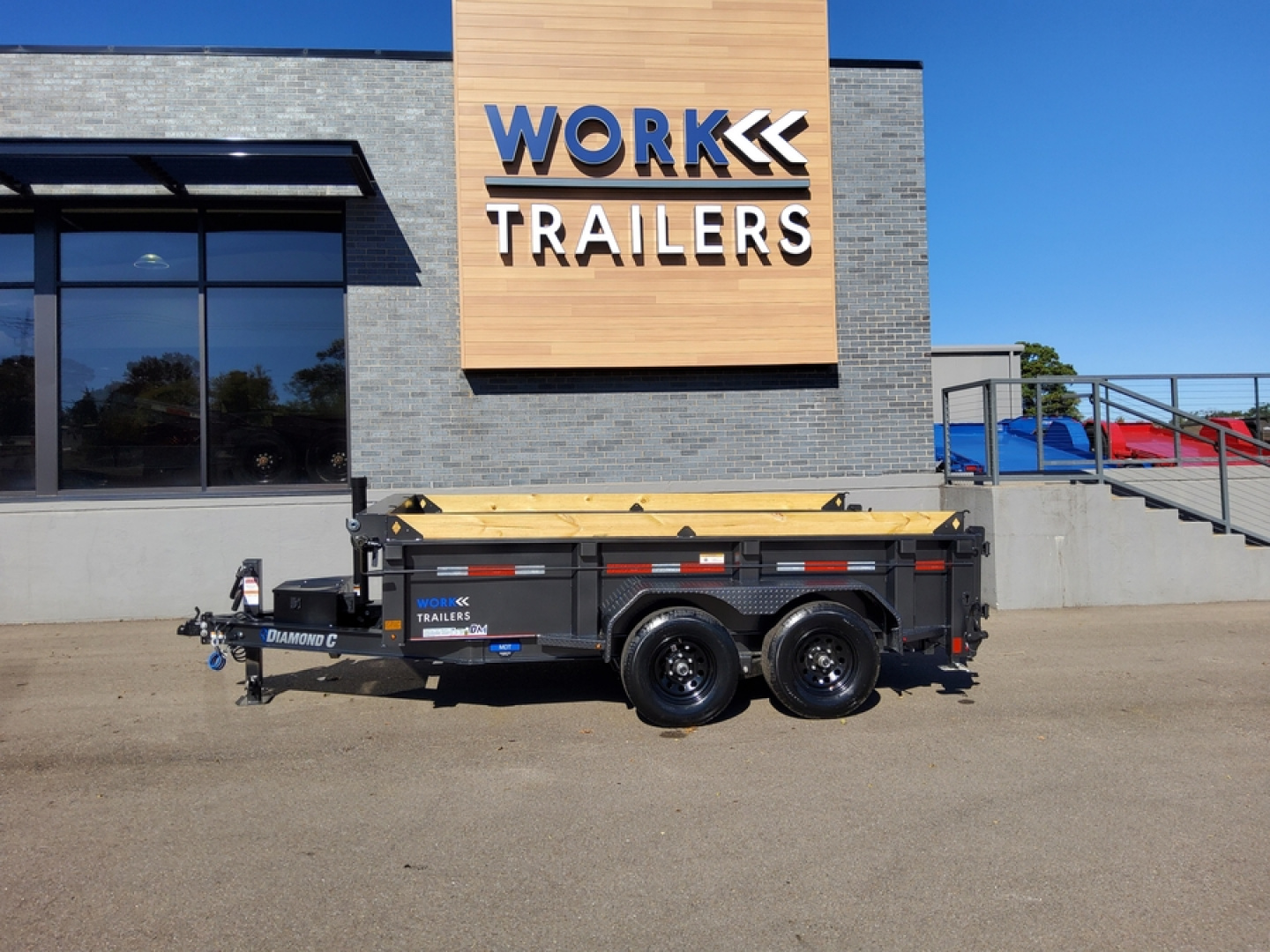 New 2026 Diamond C Trailers MDT206 - PACESETTER Dump Trailer