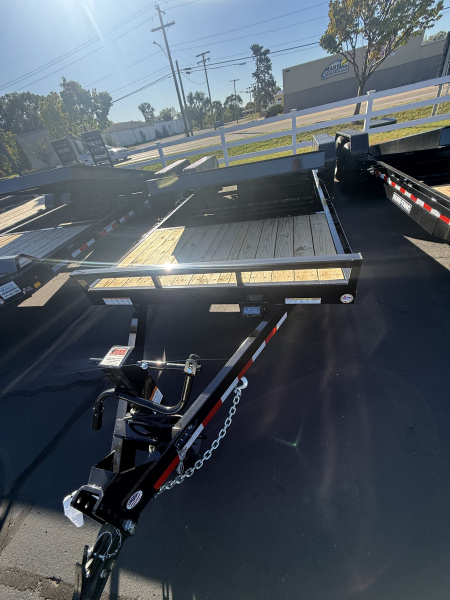 New 2025 Sure-Trac 7x18+4 14k tilt equipment trailer Equipment Trailer
